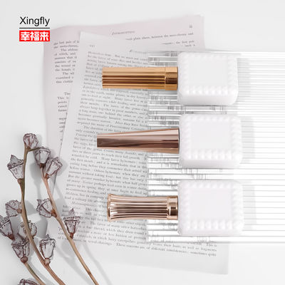 Buon prezzo Rivestimento10ml Bottiglia di lucido da unghie Vetro durevole Bottiglia di lucido da unghie in linea