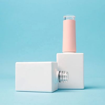 Buon prezzo Cosmetico lucido bottiglia lucido per unghie Fancy certificazione REACH in linea